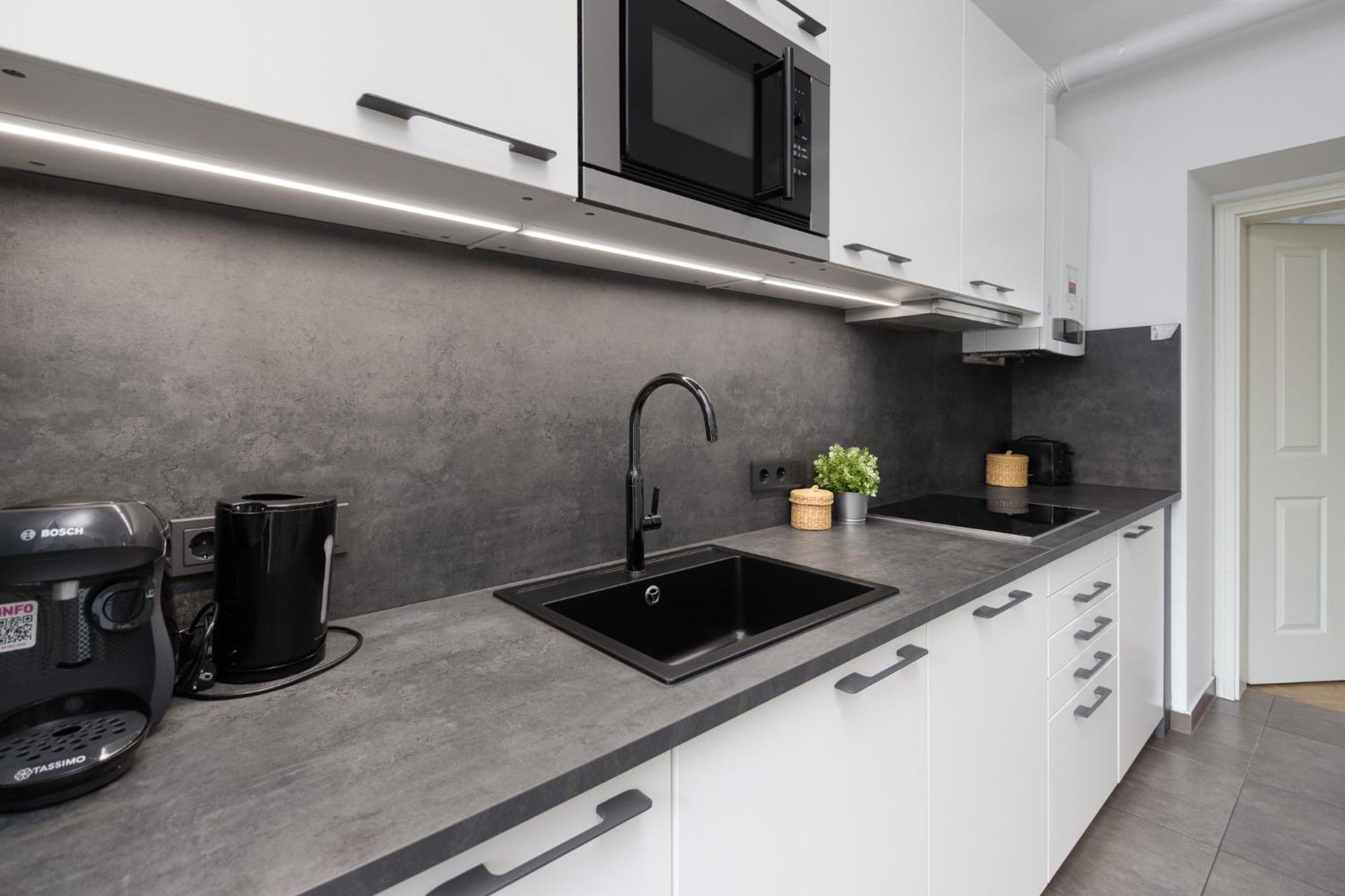 Apartment Familienplatz I Contactless Check-In Vídeň Exteriér fotografie